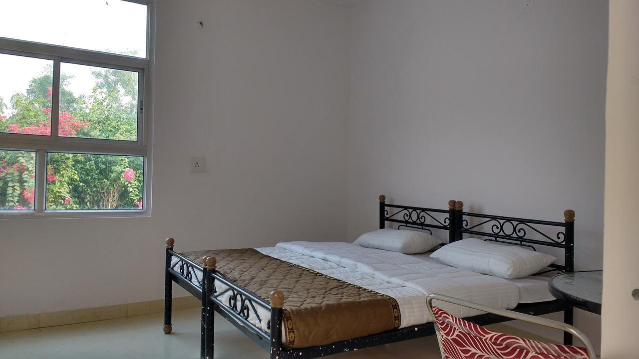 Club Awara Holiday Resort Manesar Εξωτερικό φωτογραφία